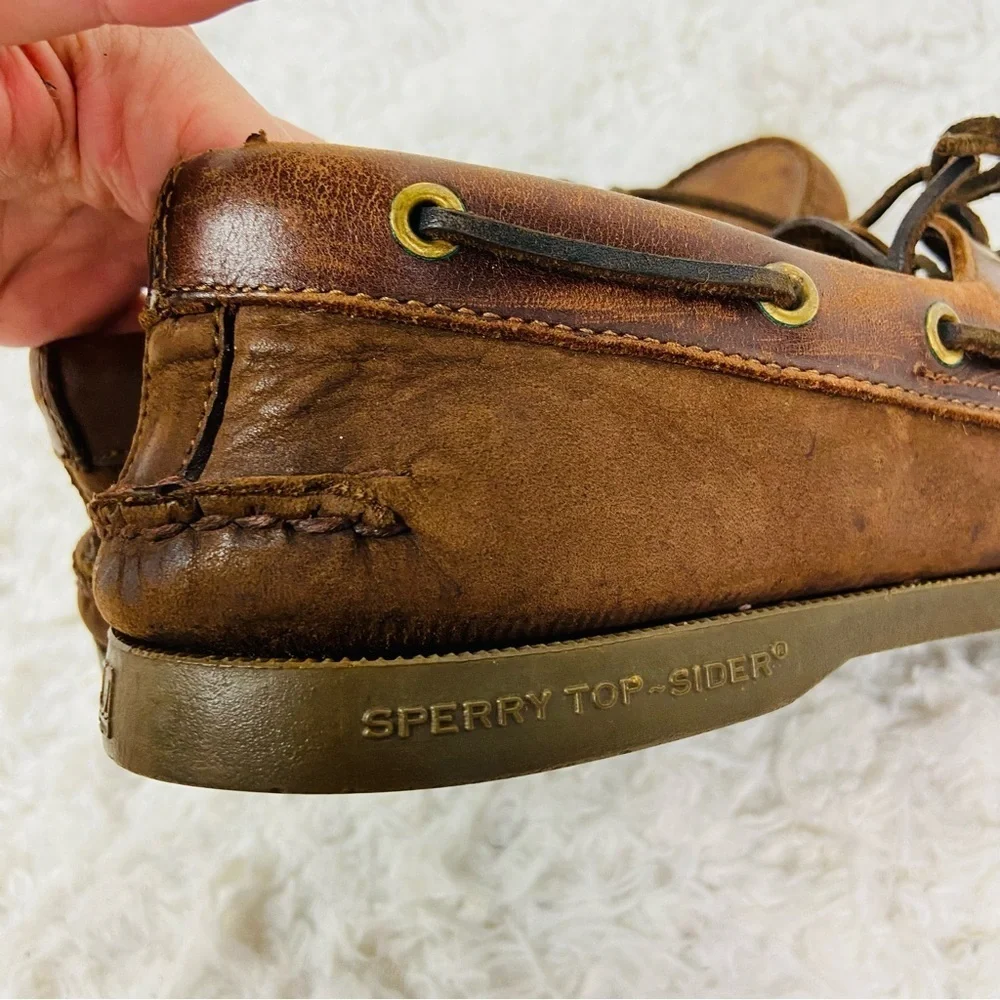 SPERRY Classic Brown Leather Boat Shoes size 9.5